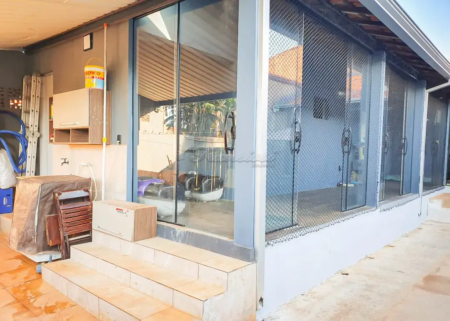 Casa com 3 quartos à venda, 500m2 em Jardim Bela Vista, Itapetininga - SP - imagem 9 Foto 9 de Casa com 3 quartos à venda, 500m2 em Jardim Bela Vista, Itapetininga - SP