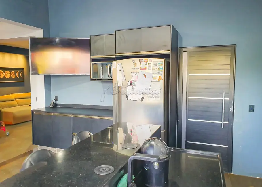 Casa com 3 quartos à venda, 500m2 em Jardim Bela Vista, Itapetininga - SP - imagem 5 Foto 5 de Casa com 3 quartos à venda, 500m2 em Jardim Bela Vista, Itapetininga - SP