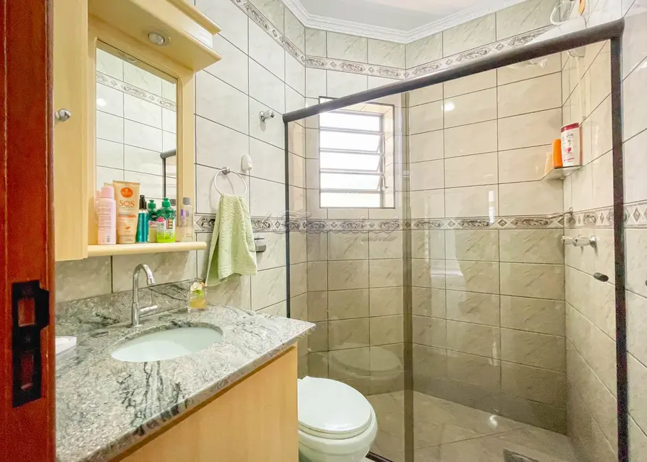 Casa com 3 quartos à venda, 250m2 em Vila Serafim, Itapetininga - SP - imagem 8 Foto 8 de Casa com 3 quartos à venda, 250m2 em Vila Serafim, Itapetininga - SP