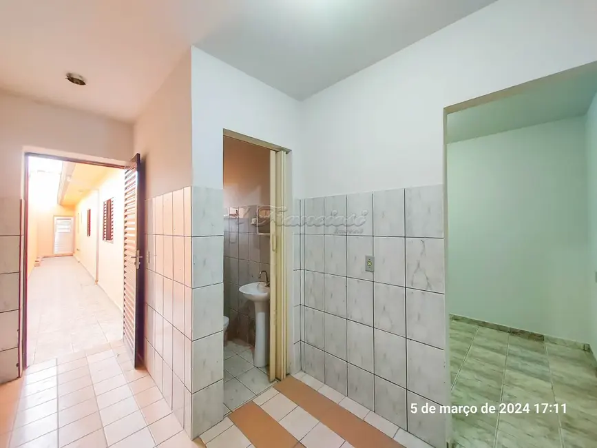 Casa com 2 quartos para alugar, 121m2 em Vila Regina, Itapetininga - SP - imagem 9 Foto 9 de Casa com 2 quartos para alugar, 121m2 em Vila Regina, Itapetininga - SP
