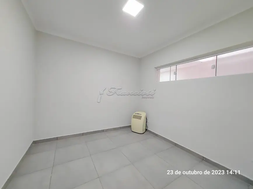 Prédio Inteiro para alugar, 16m2 em Vila Barth, Itapetininga - SP - imagem 4 Foto 4 de Prédio Inteiro para alugar, 16m2 em Vila Barth, Itapetininga - SP