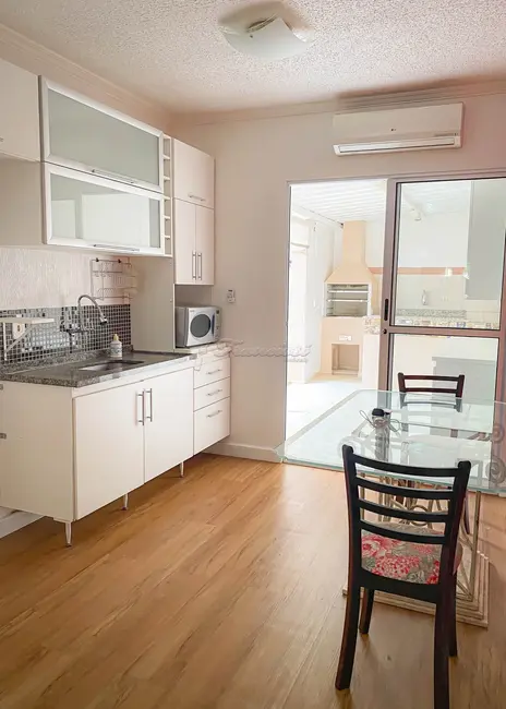 Foto 2 de Casa de Condomínio com 3 quartos à venda, 105m2 em Vila Progresso, Itapetininga - SP