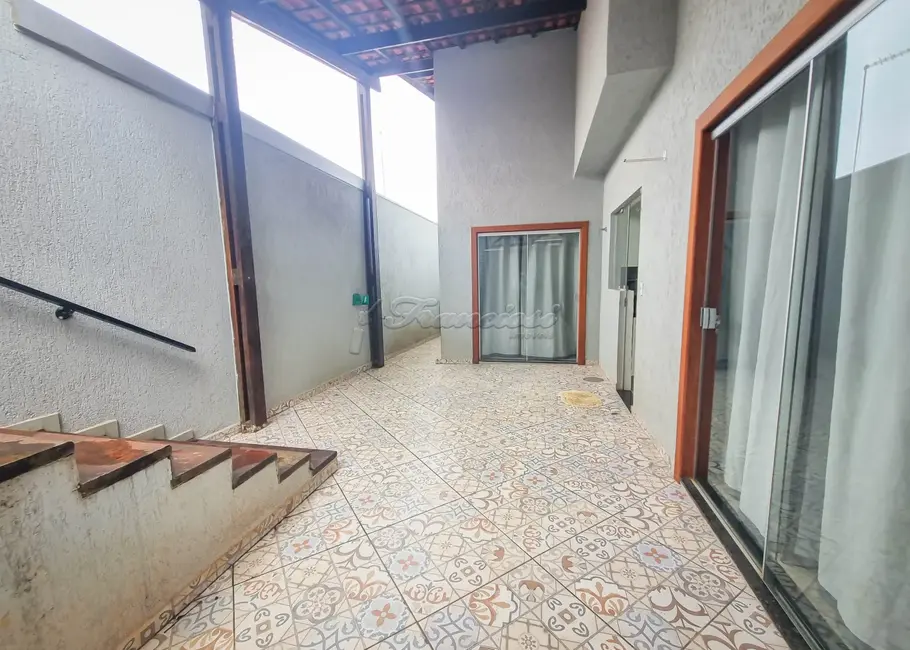 Casa com 3 quartos à venda, 300m2 em Jardim Itália, Itapetininga - SP - imagem 7 Foto 7 de Casa com 3 quartos à venda, 300m2 em Jardim Itália, Itapetininga - SP
