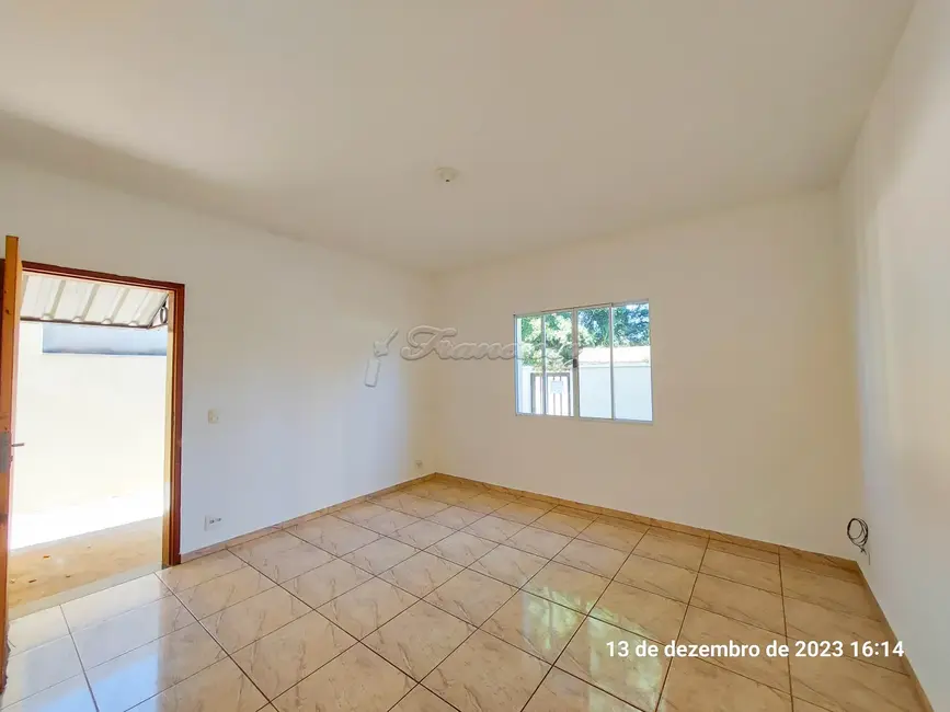 Foto 5 de Casa com 2 quartos para alugar, 60m2 em Jardim das Flores, Itapetininga - SP