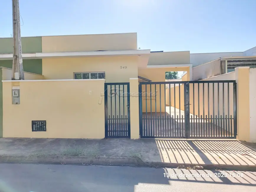 Foto 1 de Casa com 2 quartos para alugar, 60m2 em Jardim das Flores, Itapetininga - SP