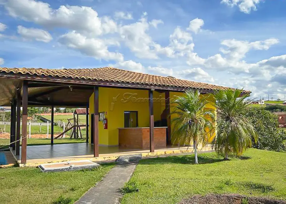 Terreno / Lote à venda, 1000m2 em Sarapui - SP - imagem 3 Foto 3 de Terreno / Lote à venda, 1000m2 em Sarapui - SP