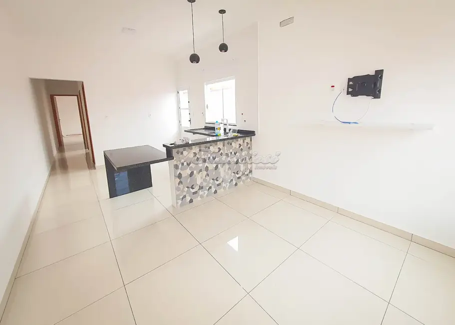 Foto 2 de Casa com 2 quartos à venda, 150m2 em Itapetininga - SP