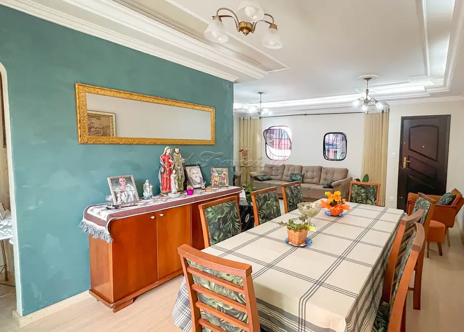 Casa com 3 quartos à venda, 408m2 em Vila Rosa, Itapetininga - SP - imagem 3 Foto 3 de Casa com 3 quartos à venda, 408m2 em Vila Rosa, Itapetininga - SP