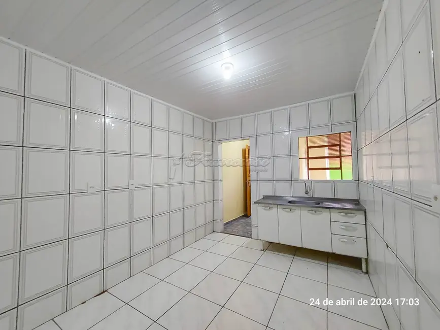 Casa com 2 quartos à venda, 49m2 em Itapetininga - SP - imagem 5 Foto 5 de Casa com 2 quartos à venda, 49m2 em Itapetininga - SP