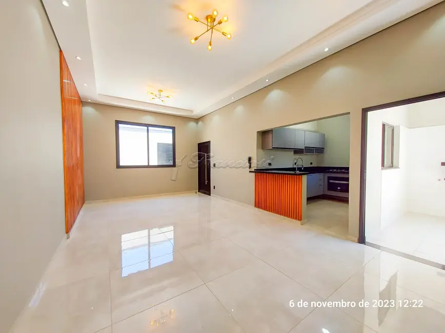 Foto 2 de Casa com 2 quartos à venda, 116m2 em Itapetininga - SP
