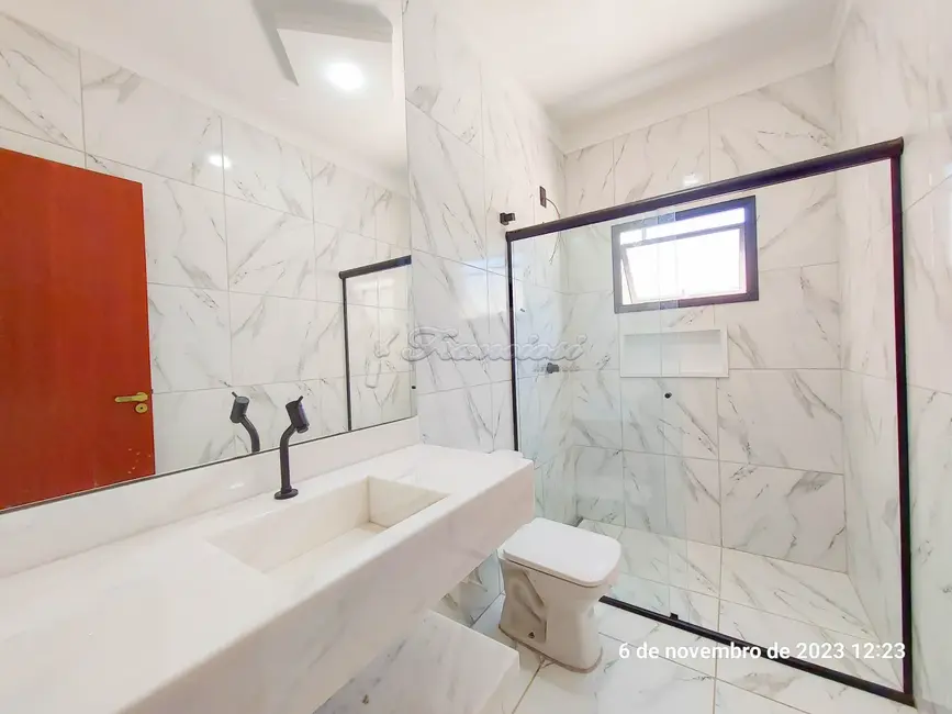 Casa com 2 quartos à venda, 116m2 em Itapetininga - SP - imagem 5 Foto 5 de Casa com 2 quartos à venda, 116m2 em Itapetininga - SP