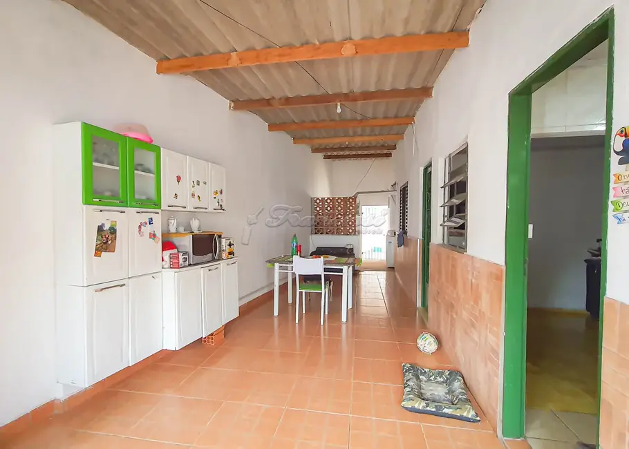 Foto 8 de Casa com 2 quartos à venda, 300m2 em Vila Carolina, Itapetininga - SP