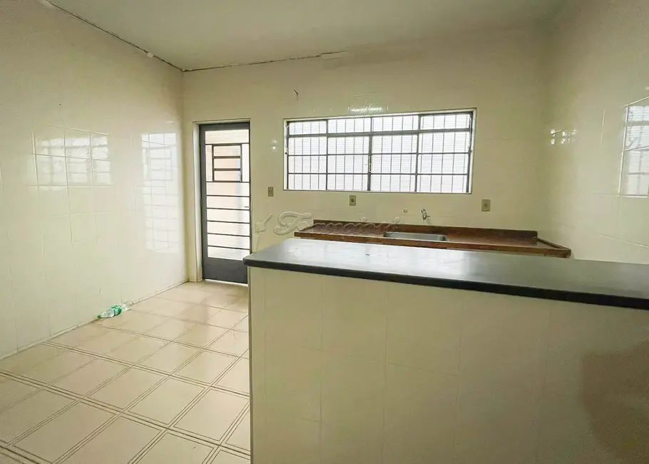Casa com 3 quartos à venda, 295m2 em Centro, Itapetininga - SP - imagem 5 Foto 5 de Casa com 3 quartos à venda, 295m2 em Centro, Itapetininga - SP