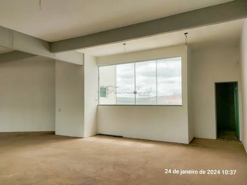 Prédio Inteiro para alugar, 176m2 em Vila Hungria, Itapetininga - SP - imagem 1 Foto 1 de Prédio Inteiro para alugar, 176m2 em Vila Hungria, Itapetininga - SP