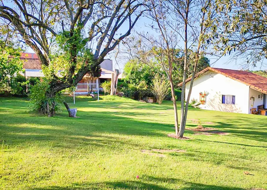 Foto 1 de Fazenda / Haras à venda, 134m2 em Angatuba - SP