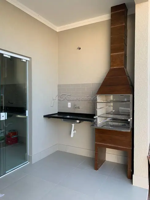 Casa de Condomínio com 3 quartos para alugar, 188m2 em Vila Progresso, Itapetininga - SP - imagem 9 Foto 9 de Casa de Condomínio com 3 quartos para alugar, 188m2 em Vila Progresso, Itapetininga - SP