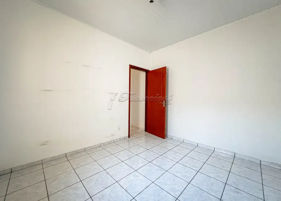 Casa com 2 quartos à venda, 142m2 em Jardim Fogaça, Itapetininga - SP - imagem 7 Foto 7 de Casa com 2 quartos à venda, 142m2 em Jardim Fogaça, Itapetininga - SP