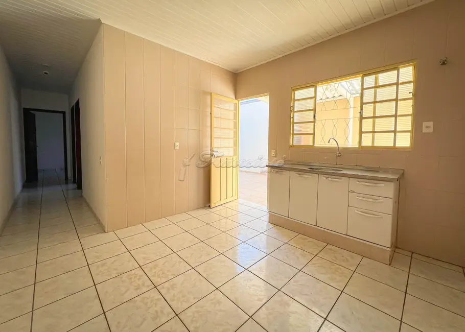 Casa com 2 quartos à venda, 142m2 em Jardim Fogaça, Itapetininga - SP - imagem 3 Foto 3 de Casa com 2 quartos à venda, 142m2 em Jardim Fogaça, Itapetininga - SP