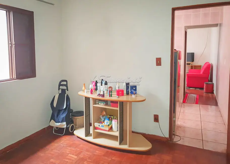 Casa com 2 quartos à venda, 88m2 em Vila Aparecida, Itapetininga - SP - imagem 9 Foto 9 de Casa com 2 quartos à venda, 88m2 em Vila Aparecida, Itapetininga - SP
