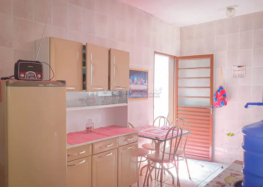 Casa com 2 quartos à venda, 88m2 em Vila Aparecida, Itapetininga - SP - imagem 3 Foto 3 de Casa com 2 quartos à venda, 88m2 em Vila Aparecida, Itapetininga - SP