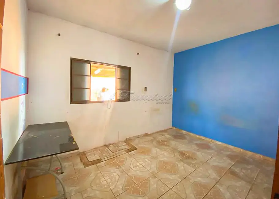 Casa com 2 quartos à venda, 162m2 em Vila Mazzei, Itapetininga - SP - imagem 5 Foto 5 de Casa com 2 quartos à venda, 162m2 em Vila Mazzei, Itapetininga - SP