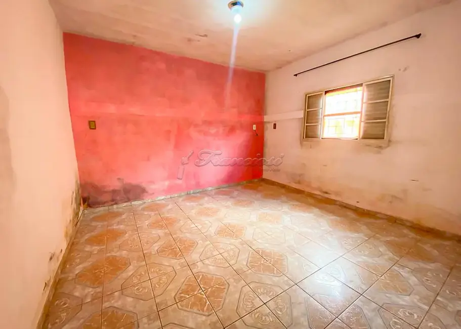 Casa com 2 quartos à venda, 162m2 em Vila Mazzei, Itapetininga - SP - imagem 7 Foto 7 de Casa com 2 quartos à venda, 162m2 em Vila Mazzei, Itapetininga - SP