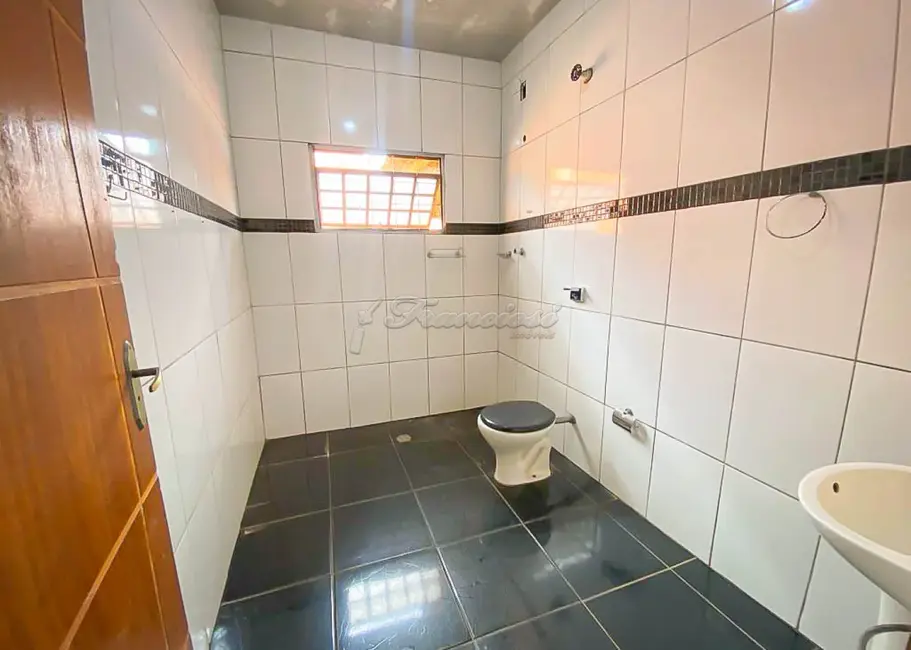 Casa com 2 quartos à venda, 162m2 em Vila Mazzei, Itapetininga - SP - imagem 6 Foto 6 de Casa com 2 quartos à venda, 162m2 em Vila Mazzei, Itapetininga - SP