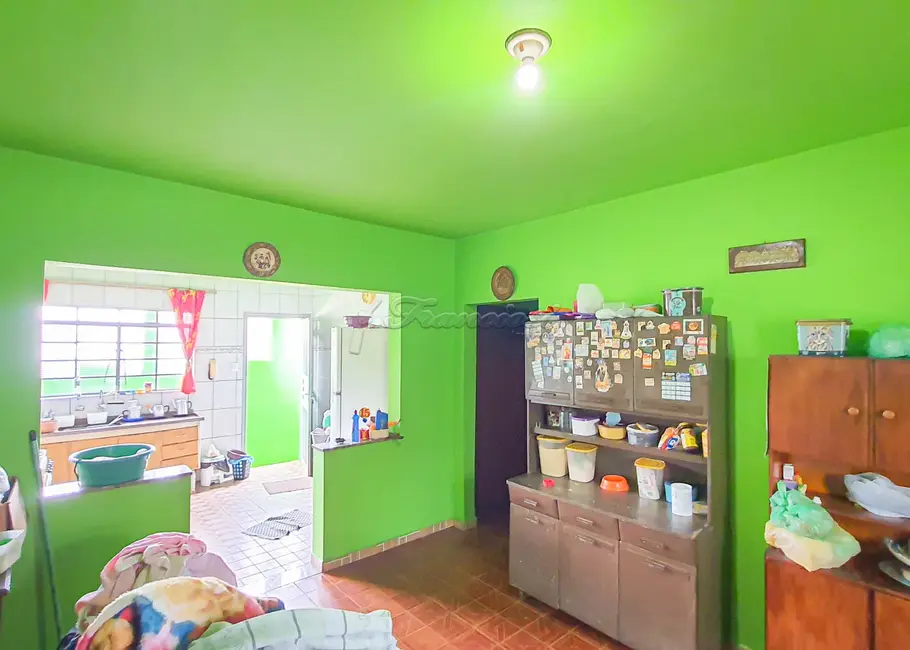 Casa com 2 quartos à venda, 300m2 em Vila Monteiro, Itapetininga - SP - imagem 4 Foto 4 de Casa com 2 quartos à venda, 300m2 em Vila Monteiro, Itapetininga - SP