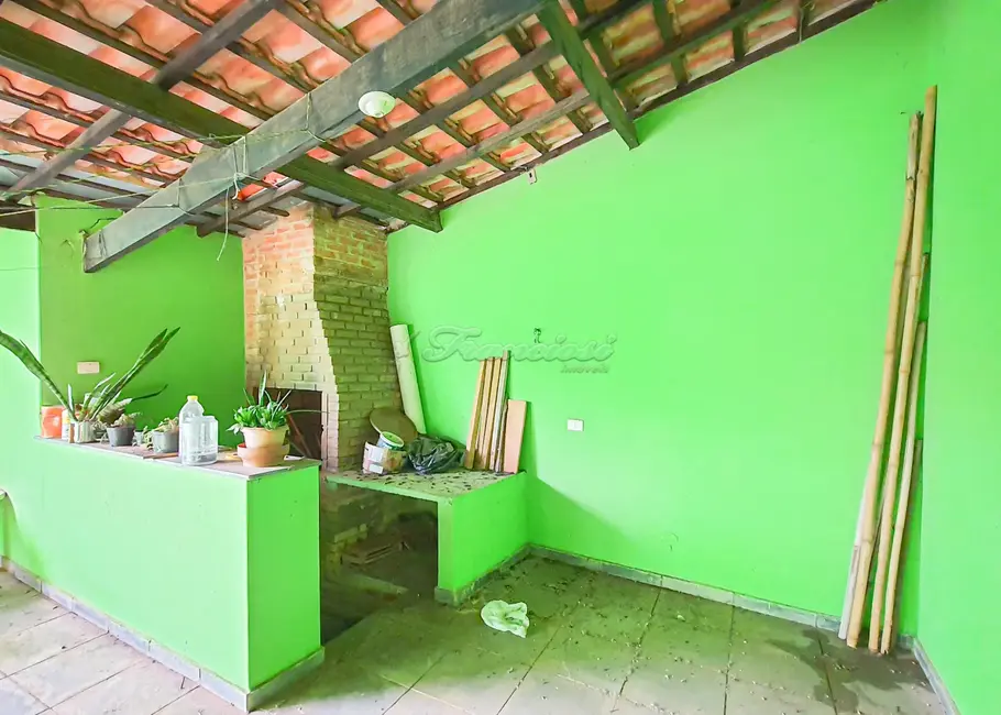 Casa com 2 quartos à venda, 300m2 em Vila Monteiro, Itapetininga - SP - imagem 9 Foto 9 de Casa com 2 quartos à venda, 300m2 em Vila Monteiro, Itapetininga - SP