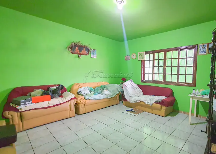 Casa com 2 quartos à venda, 300m2 em Vila Monteiro, Itapetininga - SP - imagem 3 Foto 3 de Casa com 2 quartos à venda, 300m2 em Vila Monteiro, Itapetininga - SP
