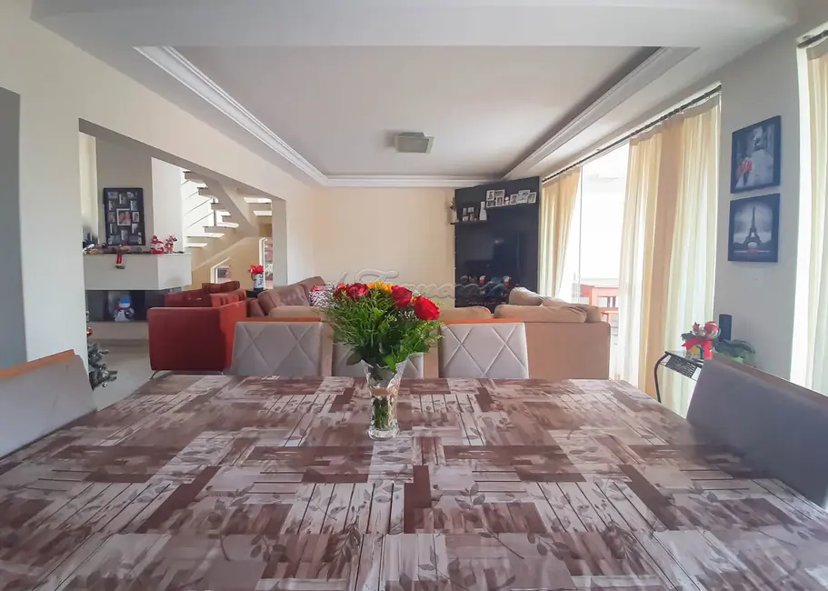 Foto 7 de Casa de Condomínio com 4 quartos à venda, 360m2 em Jardim Marabá, Itapetininga - SP