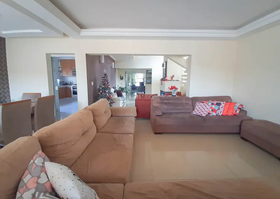 Foto 1 de Casa de Condomínio com 4 quartos à venda, 360m2 em Jardim Marabá, Itapetininga - SP