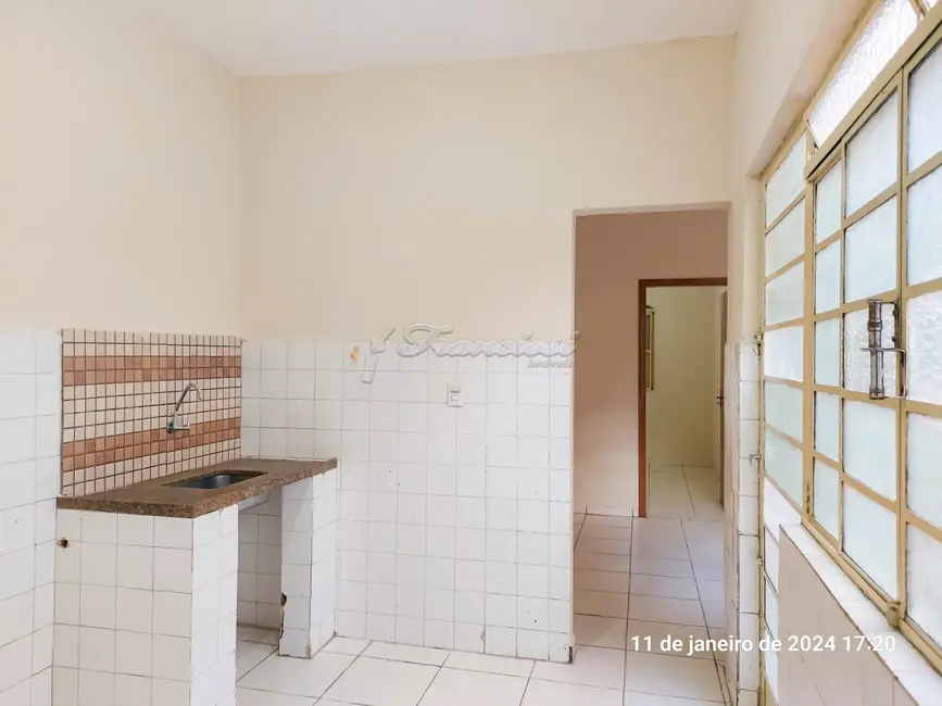 Foto 6 de Casa com 2 quartos para alugar, 61m2 em Centro, Itapetininga - SP
