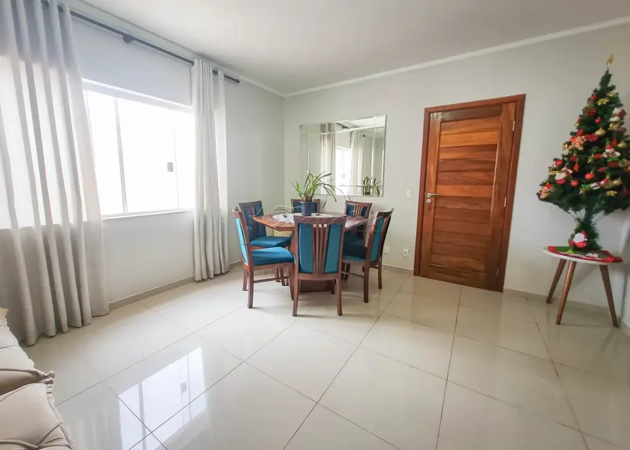 Foto 1 de Casa com 3 quartos à venda, 275m2 em Parque Atenas do Sul, Itapetininga - SP