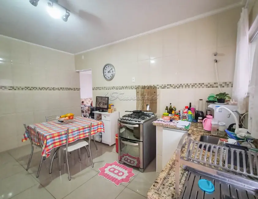 Casa com 3 quartos à venda, 275m2 em Parque Atenas do Sul, Itapetininga - SP - imagem 3 Foto 3 de Casa com 3 quartos à venda, 275m2 em Parque Atenas do Sul, Itapetininga - SP