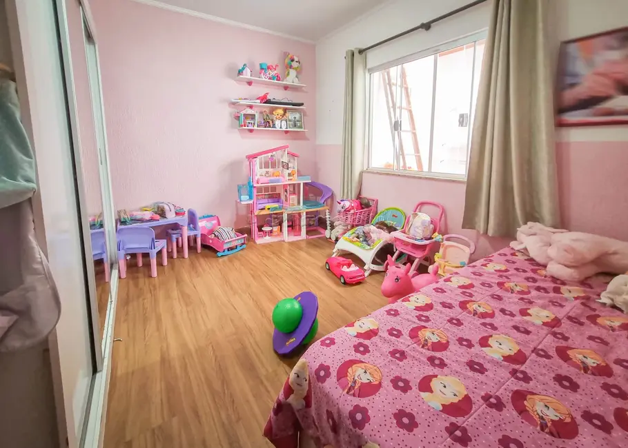 Casa com 3 quartos à venda, 275m2 em Parque Atenas do Sul, Itapetininga - SP - imagem 4 Foto 4 de Casa com 3 quartos à venda, 275m2 em Parque Atenas do Sul, Itapetininga - SP