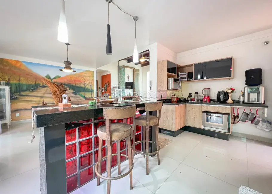 Casa com 3 quartos à venda, 700m2 em Jardim Colombo, Itapetininga - SP - imagem 5 Foto 5 de Casa com 3 quartos à venda, 700m2 em Jardim Colombo, Itapetininga - SP