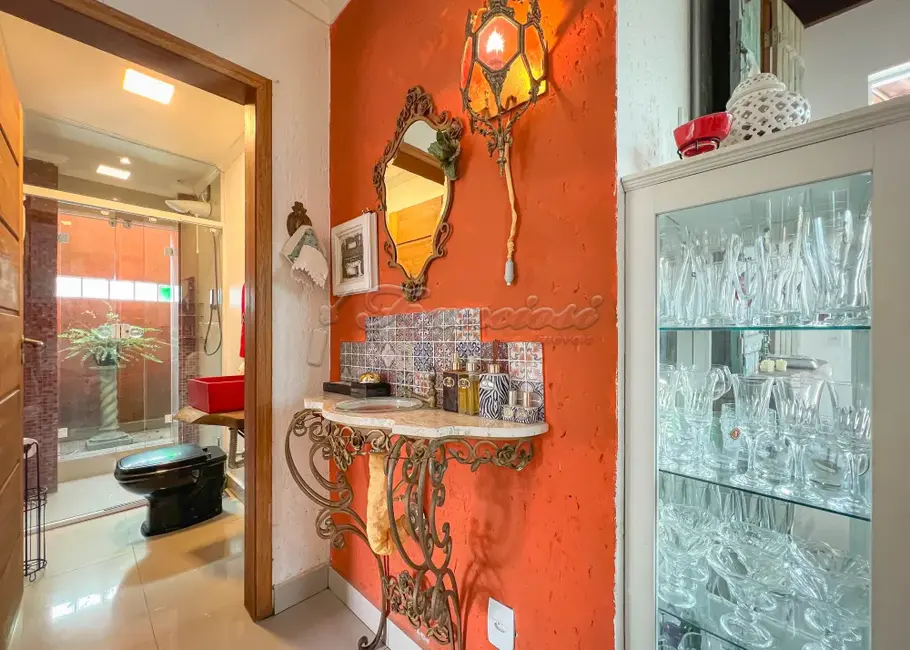 Casa com 3 quartos à venda, 700m2 em Jardim Colombo, Itapetininga - SP - imagem 9 Foto 9 de Casa com 3 quartos à venda, 700m2 em Jardim Colombo, Itapetininga - SP