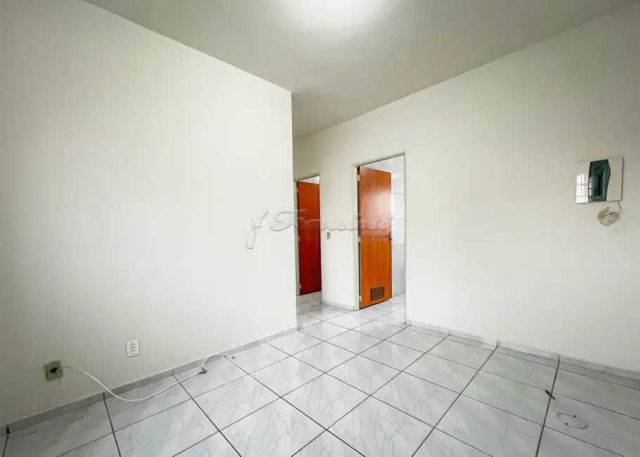 Foto 1 de Apartamento com 2 quartos à venda, 54m2 em Vila Popular, Itapetininga - SP