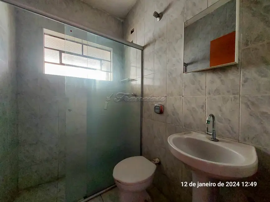 Casa com 2 quartos à venda, 172m2 em Vila Santa Isabel, Itapetininga - SP - imagem 4 Foto 4 de Casa com 2 quartos à venda, 172m2 em Vila Santa Isabel, Itapetininga - SP