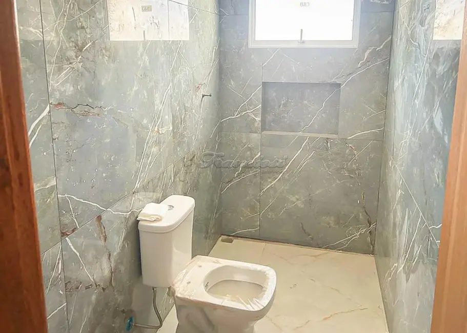 Casa de Condomínio com 3 quartos à venda, 196m2 em Jardim Marabá, Itapetininga - SP - imagem 4 Foto 4 de Casa de Condomínio com 3 quartos à venda, 196m2 em Jardim Marabá, Itapetininga - SP