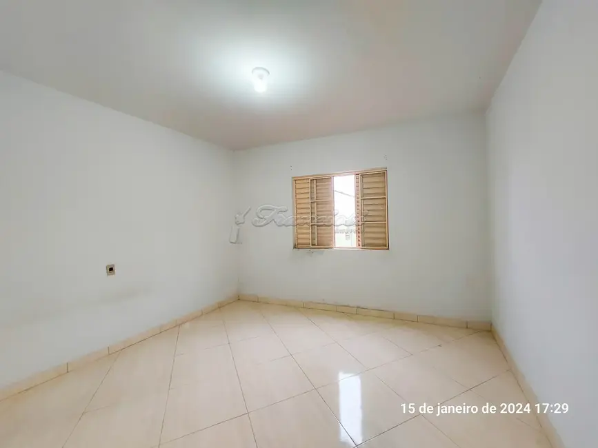 Casa com 2 quartos para alugar, 82m2 em Vila Nova, Itapetininga - SP - imagem 6 Foto 6 de Casa com 2 quartos para alugar, 82m2 em Vila Nova, Itapetininga - SP