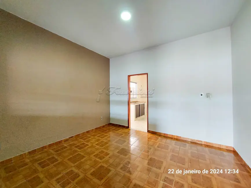 Foto 1 de Casa com 2 quartos à venda, 125m2 em Vila Esplanada, Itapetininga - SP