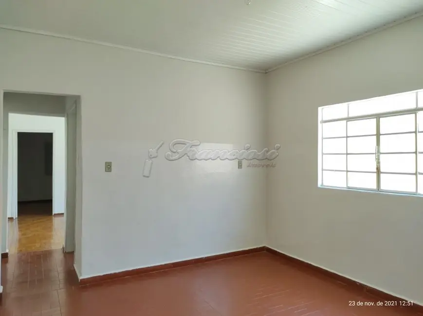 Casa com 4 quartos à venda, 131m2 em Vila Santana, Itapetininga - SP - imagem 7 Foto 7 de Casa com 4 quartos à venda, 131m2 em Vila Santana, Itapetininga - SP