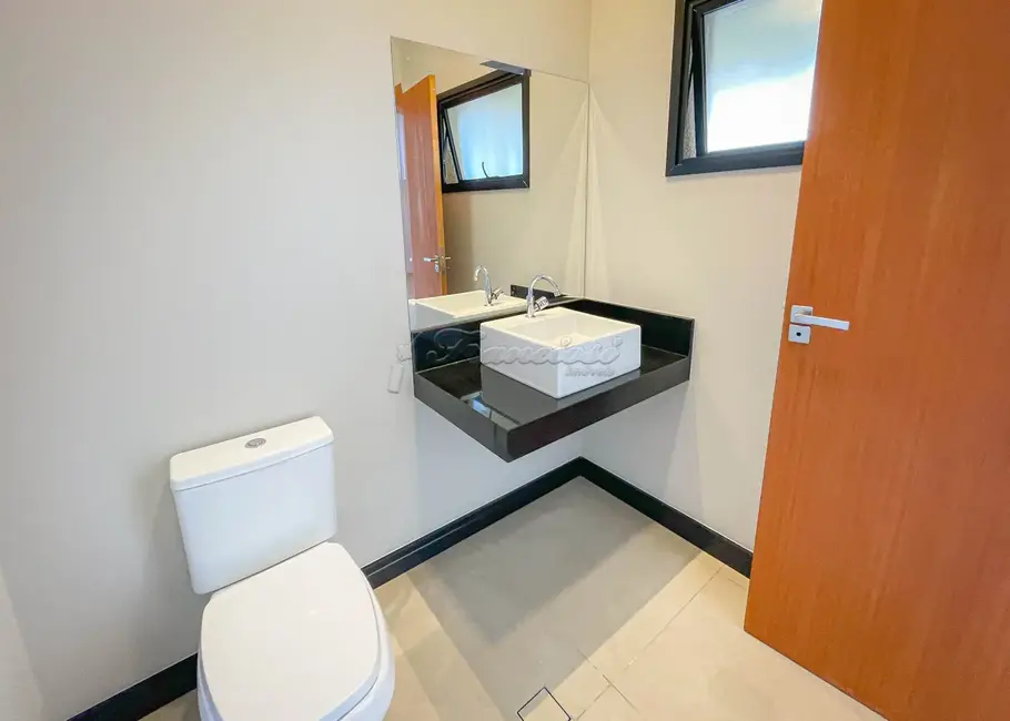 Foto 3 de Casa de Condomínio com 3 quartos à venda, 12m2 em Terras de Santo Antônio, Itapetininga - SP