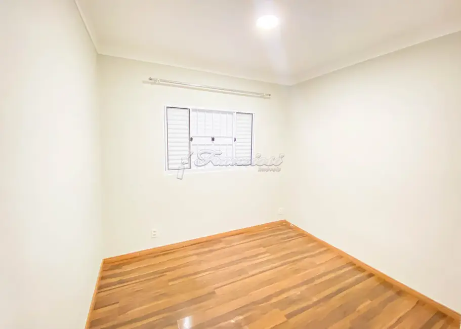 Casa com 2 quartos à venda, 86m2 em Itapetininga - SP - imagem 3 Foto 3 de Casa com 2 quartos à venda, 86m2 em Itapetininga - SP