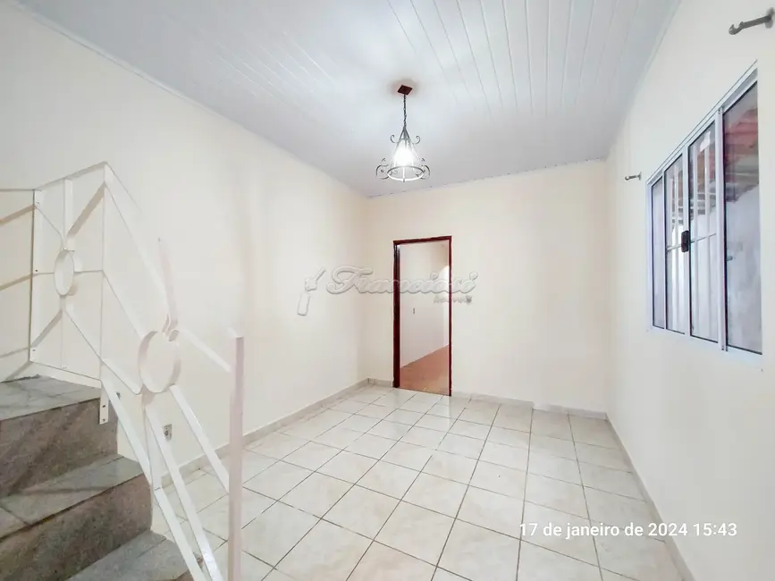 Casa com 2 quartos para alugar, 111m2 em Vila Visaltino Gomes, Itapetininga - SP - imagem 4 Foto 4 de Casa com 2 quartos para alugar, 111m2 em Vila Visaltino Gomes, Itapetininga - SP