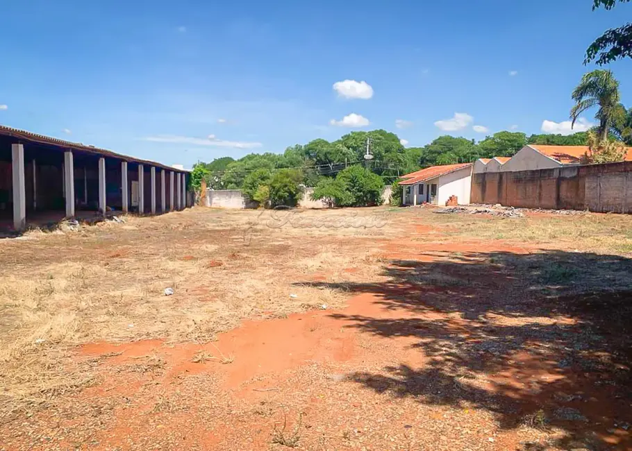 Foto 1 de Fazenda / Haras à venda, 2400m2 em Vila Carolina, Itapetininga - SP