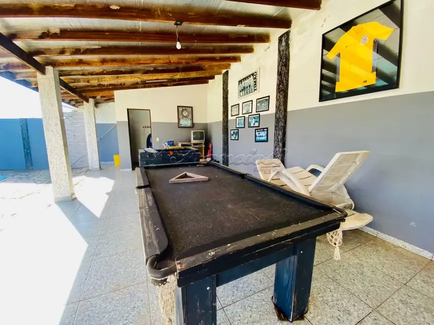 Foto 8 de Chácara com 3 quartos para alugar, 950m2 em Chapadinha, Itapetininga - SP