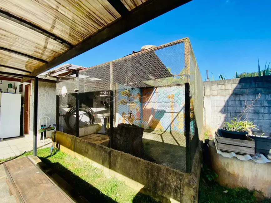 Foto 9 de Chácara com 3 quartos para alugar, 950m2 em Chapadinha, Itapetininga - SP